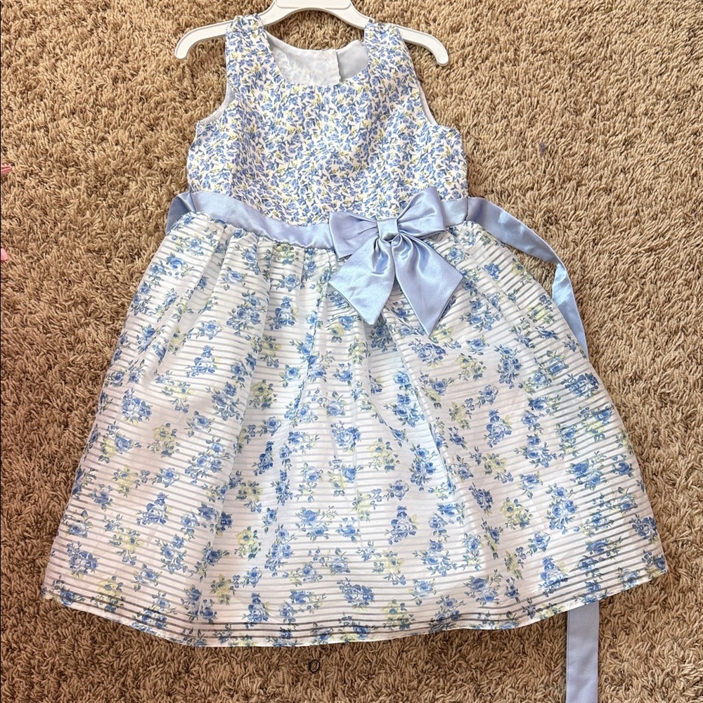 Jona Michelle Blue and White Floral Dress